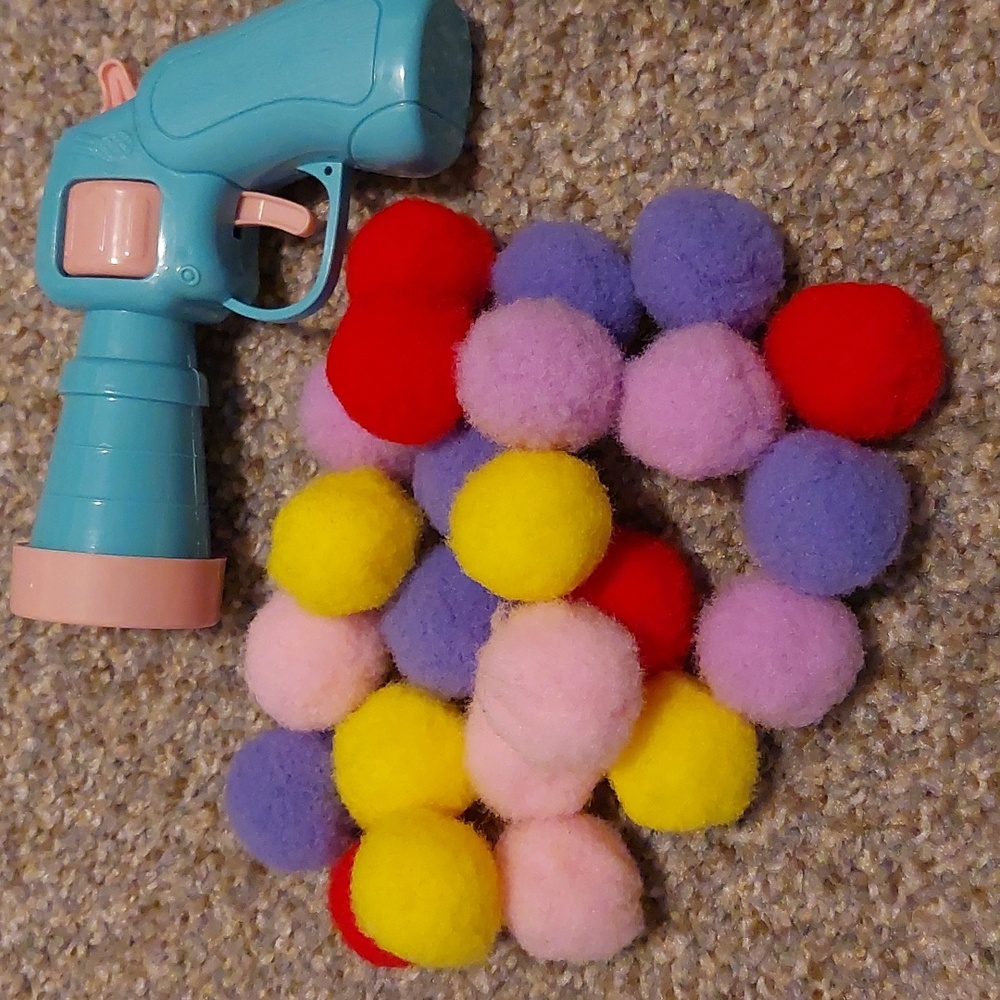 Lot Of Cat Toys 🐱 - Picture 4 of 6